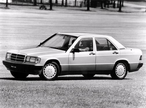 Most Fuel Efficient Luxury Vehicles of 1992 - 1992 Mercedes-Benz 190 E