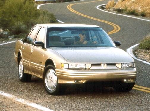 Most Popular Sedans of 1993 - 1993 Oldsmobile Cutlass Supreme