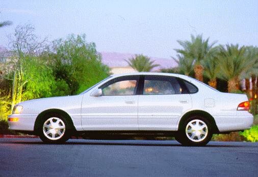 Top Consumer Rated Sedans of 1996 - 1996 Toyota Avalon