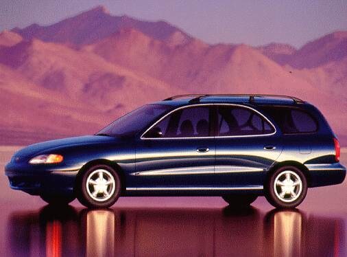 Most Fuel Efficient Wagons of 1997 - 1997 Hyundai Elantra
