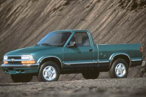Most Fuel Efficient Trucks of 1998 - 1998 Chevrolet S10 Regular Cab
