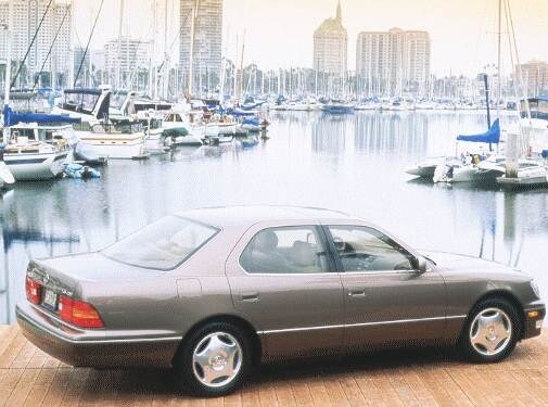 Top Consumer Rated Luxury Vehicles of 1999 - 1999 Lexus LS