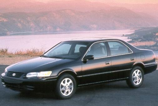 Most Popular Sedans of 1999 - 1999 Toyota Camry