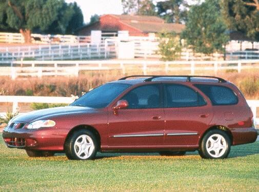 Most Fuel Efficient Wagons of 2000 - 2000 Hyundai Elantra