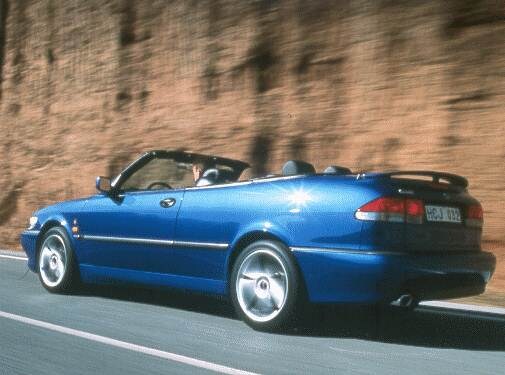 Most Fuel Efficient Convertibles of 2000 - 2000 Saab 9-3