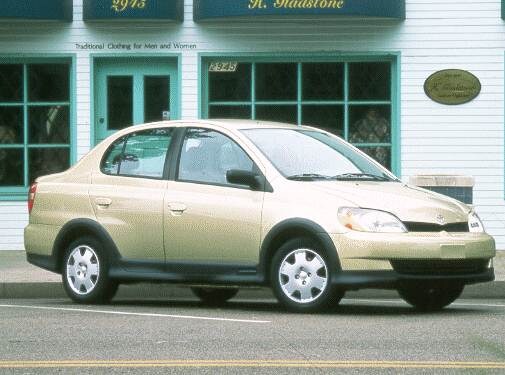 Top Consumer Rated Sedans of 2000 - 2000 Toyota Echo