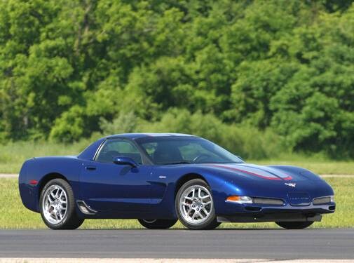 Highest Horsepower Coupes of 2004 - 2004 Chevrolet Corvette