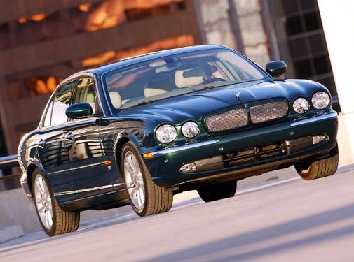 Highest Horsepower Luxury Vehicles of 2004 - 2004 Jaguar XJ