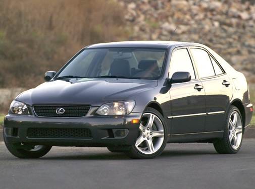 Top Consumer Rated Luxury Vehicles of 2005 - 2005 Lexus IS