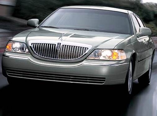 Most Popular Luxury Vehicles of 2007 - 2007 Lincoln Town Car