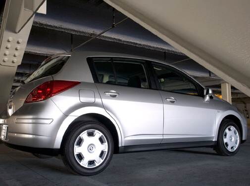 Most Fuel Efficient Hatchbacks of 2008 - 2008 Nissan Versa