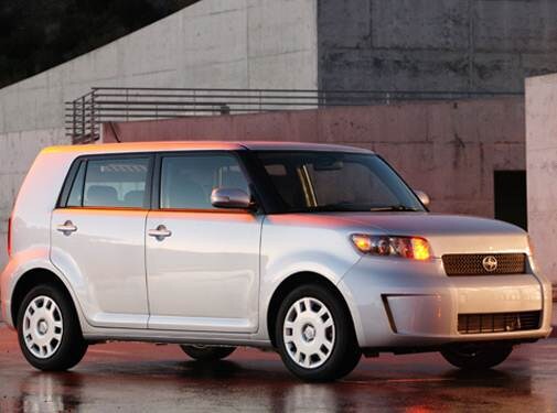 Top Consumer Rated Hatchbacks of 2008 - 2008 Scion xB