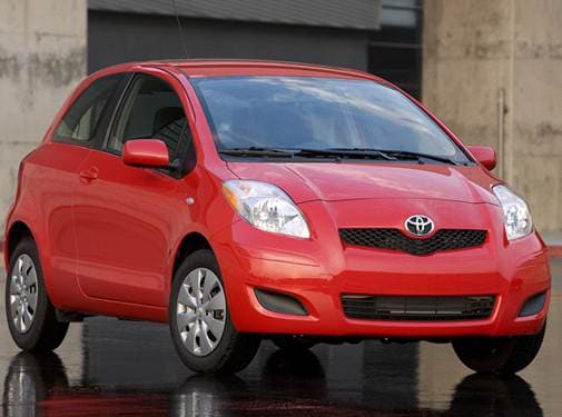 Top Consumer Rated Hatchbacks of 2010 - 2010 Toyota Yaris