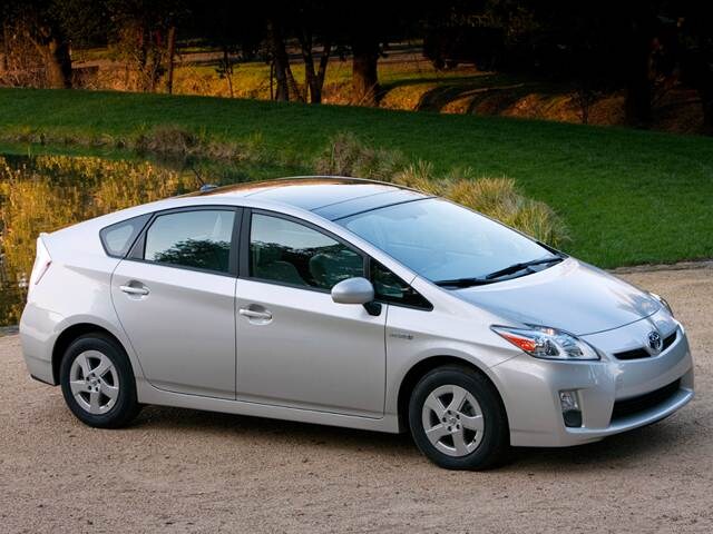 Most Fuel Efficient Hatchbacks of 2011 - 2011 Toyota Prius