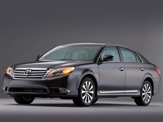 Most Popular Sedans of 2012 - 2012 Toyota Avalon