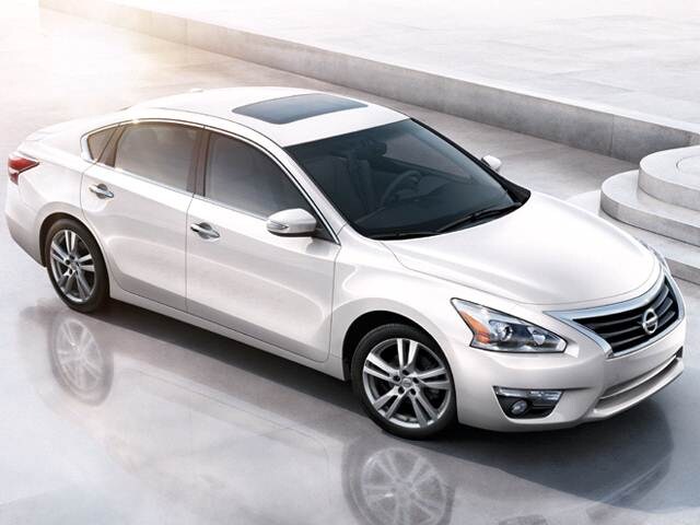 Top Expert Rated Sedans of 2013 - 2013 Nissan Altima