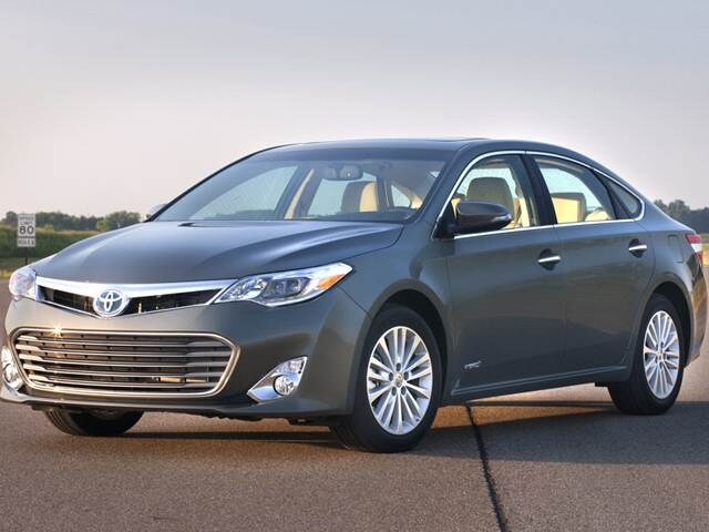 Best Safety Rated Hybrids of 2014 - 2014 Toyota Avalon