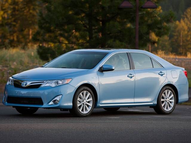Most Popular Hybrids of 2014 - 2014 Toyota Camry
