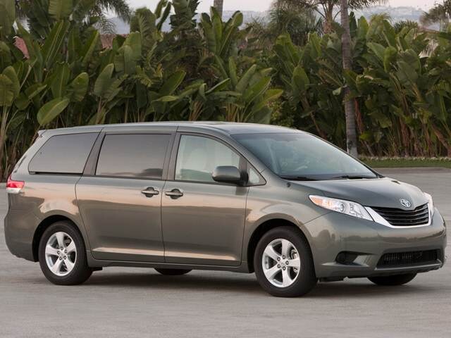 Most Fuel Efficient Van/Minivans of 2014 - 2014 Toyota Sienna