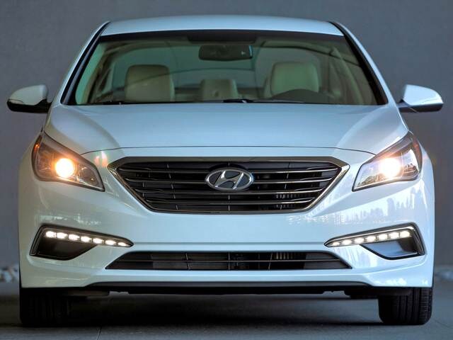 Best Safety Rated Sedans of 2016 - 2016 Hyundai Sonata