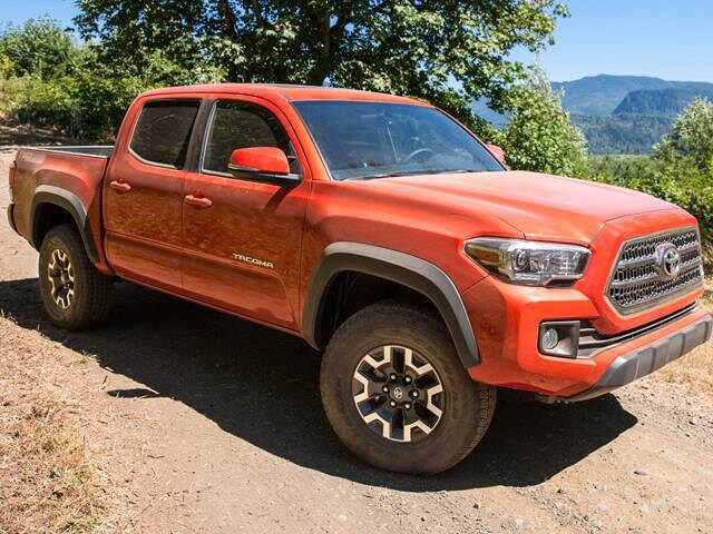 Top Expert Rated Trucks of 2016 - 2016 Toyota Tacoma Double Cab