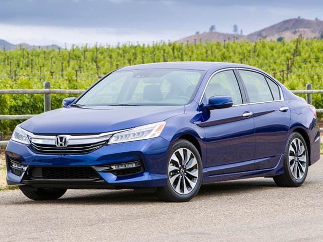 Top Expert Rated Hybrids of 2017 - 2017 Honda Accord Hybrid