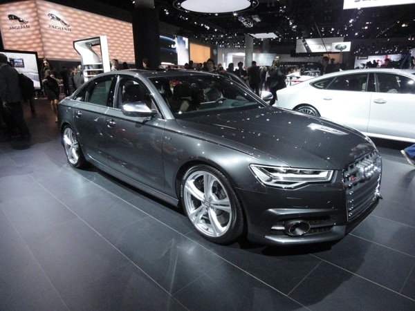 2014 Los Angeles Auto Show Kelley Blue Book