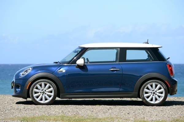 2014 Mini Cooper and Cooper S Hardtops First Drive: Still Playful