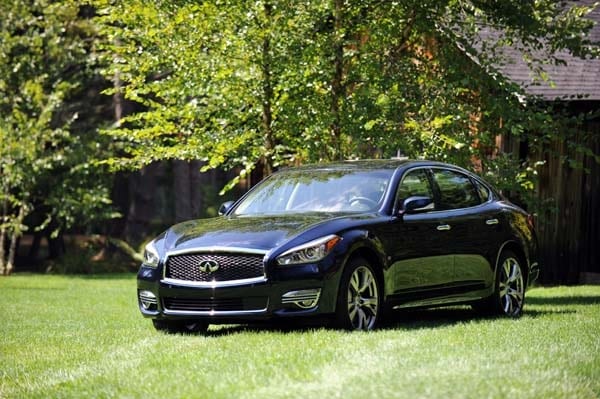 2015 Infiniti Q70 and Q70L First Review  Kelley Blue Book
