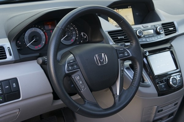 Photo Gallery: Minivan Best Buy of 2015 20