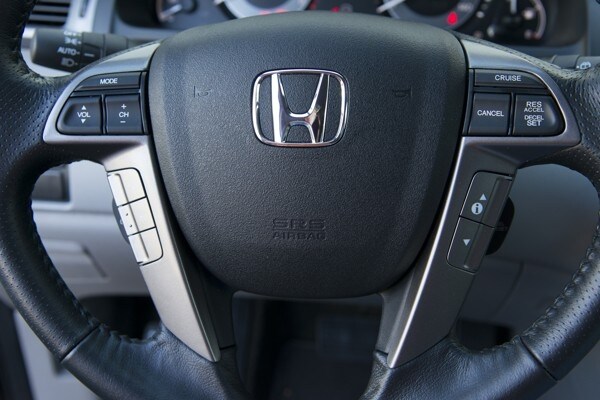 Photo Gallery: Minivan Best Buy of 2015 24