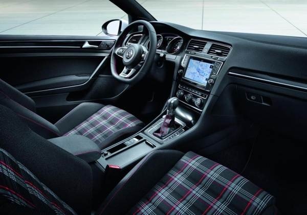 volkswagen-gti-concept-interior2-600-001
