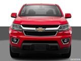 2017 Chevrolet Colorado Extended Cab Low/wide front photo