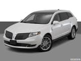 2016 Lincoln MKT Front angle view photo