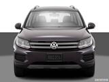 2016 Volkswagen Tiguan Low/wide front photo