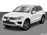2016 Volkswagen Touareg Front angle view photo