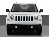 2016 Jeep Patriot Low/wide front photo