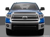 2017 Toyota Tundra CrewMax Low/wide front photo
