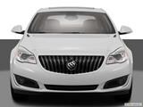 2016 Buick Regal Low/wide front photo