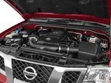2017 Nissan Frontier Crew Cab Engine photo