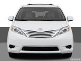 2016 Toyota Sienna Low/wide front photo