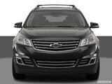 2017 Chevrolet Traverse Low/wide front photo