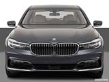 2017 BMW 7 Series Low/wide front photo
