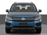 2017 Volkswagen Tiguan Low/wide front photo