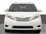 2017 Toyota Sienna Low/wide front photo