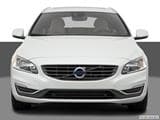 2017 Volvo V60 Low/wide front photo