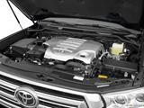 2018 Toyota Land Cruiser Engine photo