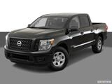 2017 Nissan Titan Crew Cab Front angle view photo
