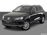 2017 Volkswagen Touareg Front angle view photo