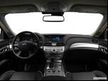 2017 INFINITI Q70 Dashboard, center console, gear shifter view photo